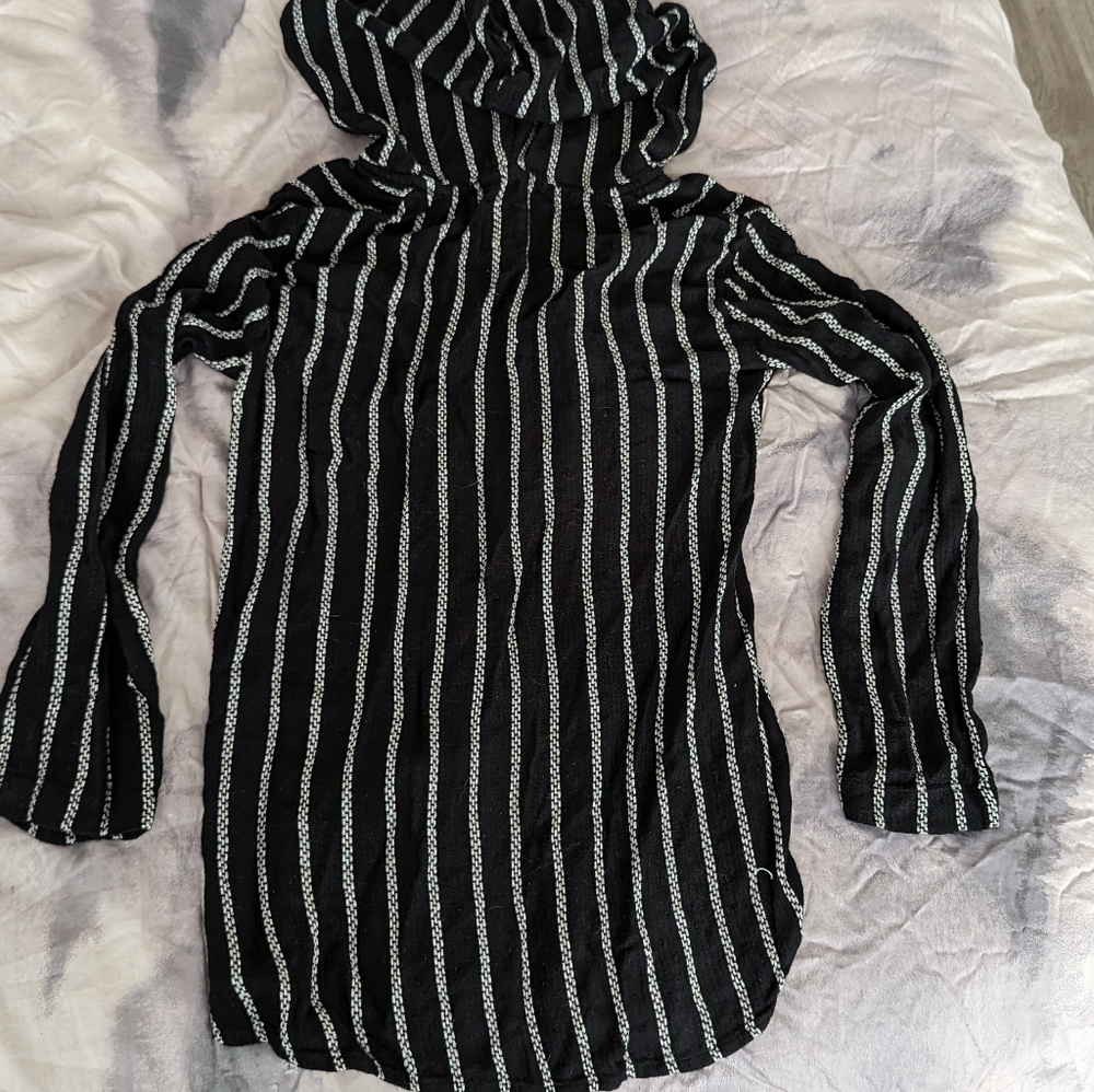 Billabong long sleeve top